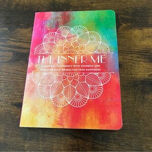 The Inner Me A Journal to Connect with Yourself N1